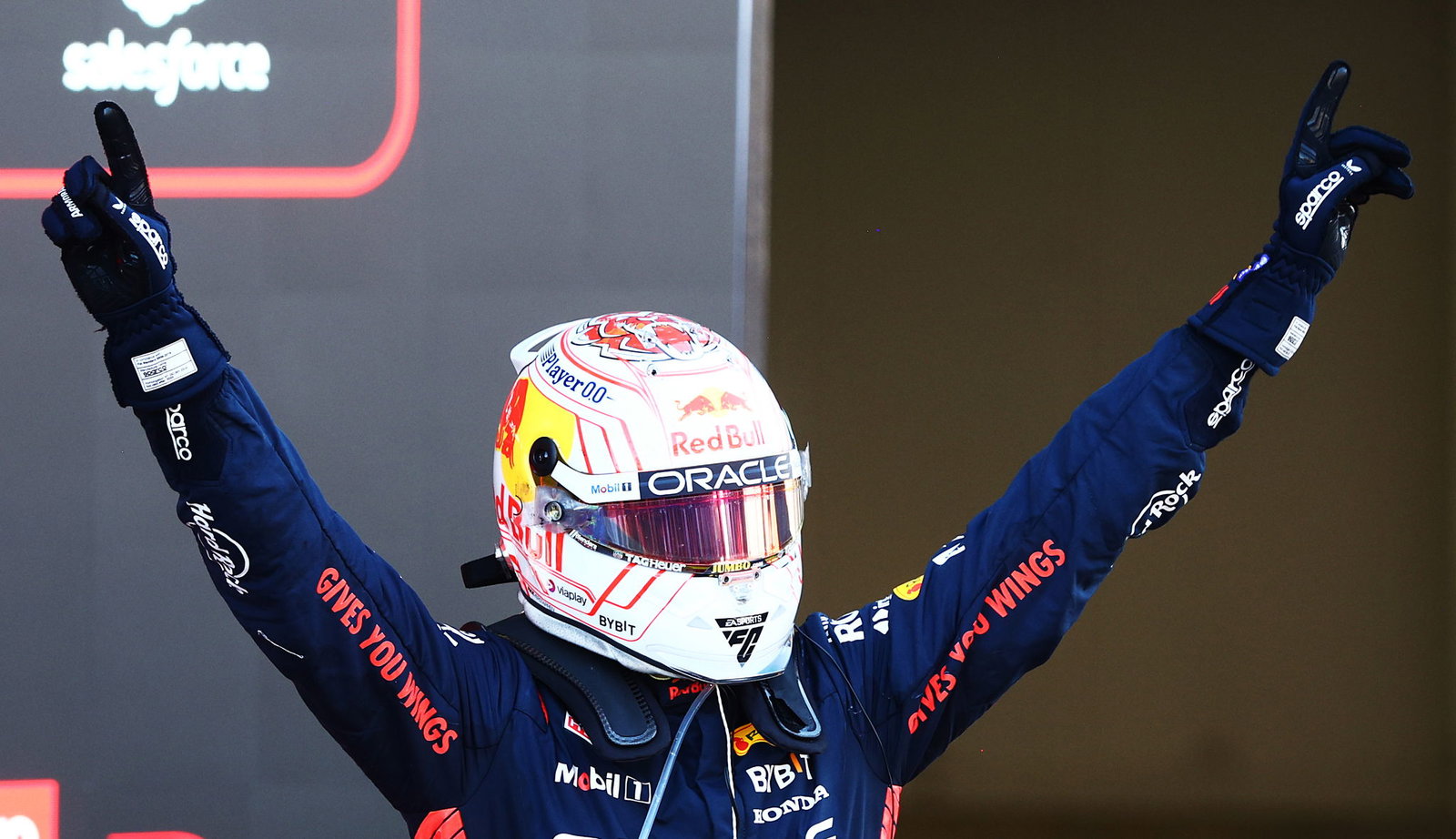 ‘Max’s podcast’ ridiculed in cooldown room at F1 Japanese Grand Prix