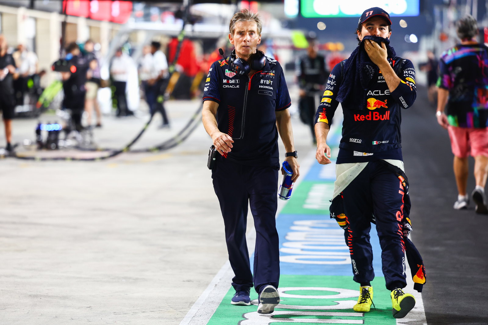 Logan Sargeant forced to retire early from Qatar GP due to “intense dehydration”