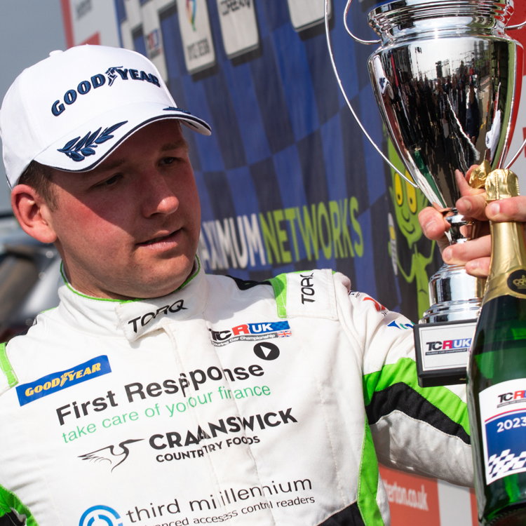 BTCC: Tordoff ends Brands Hatch test on top 