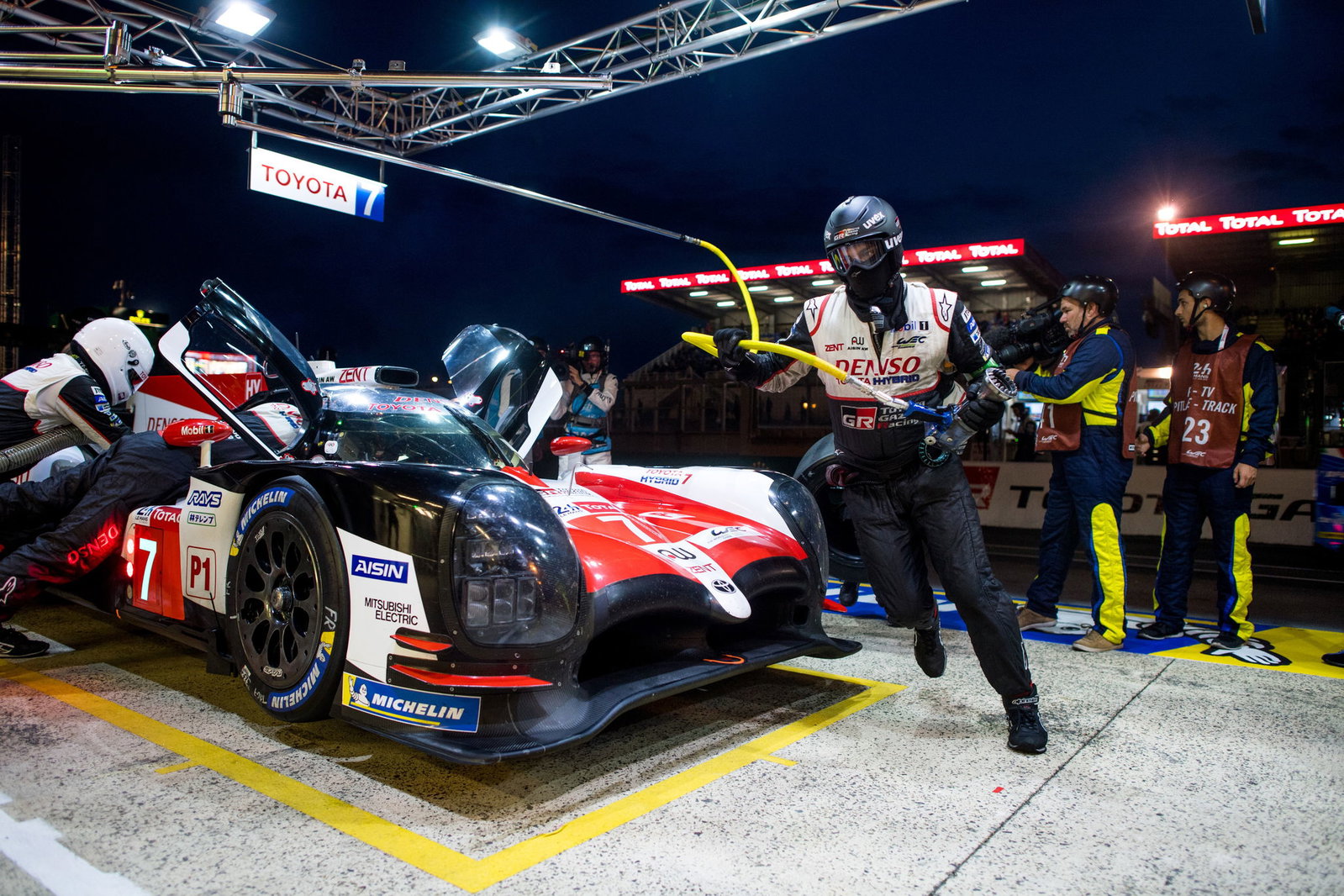 Kamui Kobayashi quickest for Toyota in final Le Mans warm up