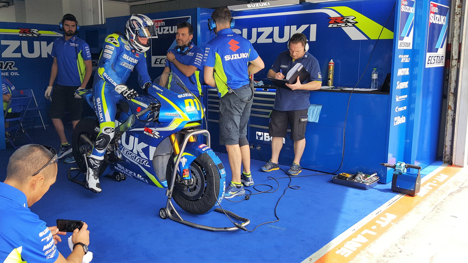 MotoGP: Tech 3 confirms Hernandez for Sepang