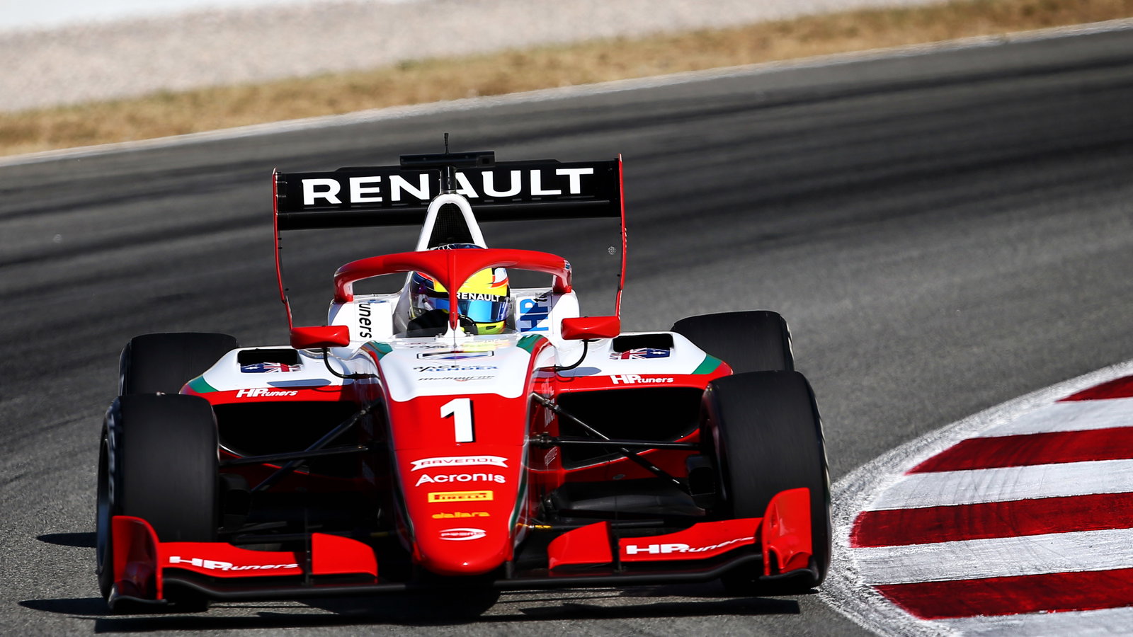 Junior Renault F1 Oscar Piastri meraih kemenangan kedua F3 di Barcelona