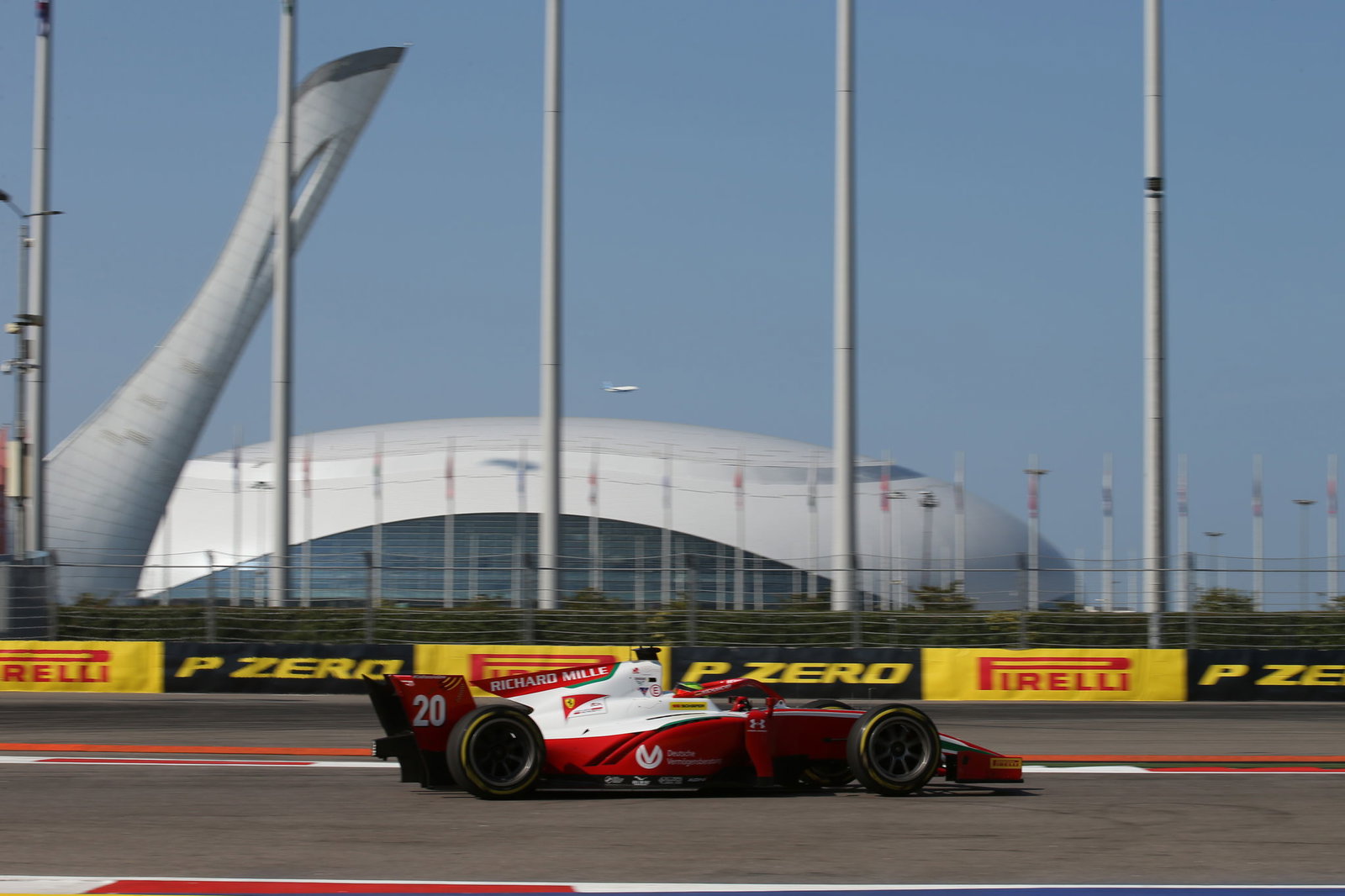 Yuki Tsunoda claims F2 pole in tightly-contested qualifying at Sochi