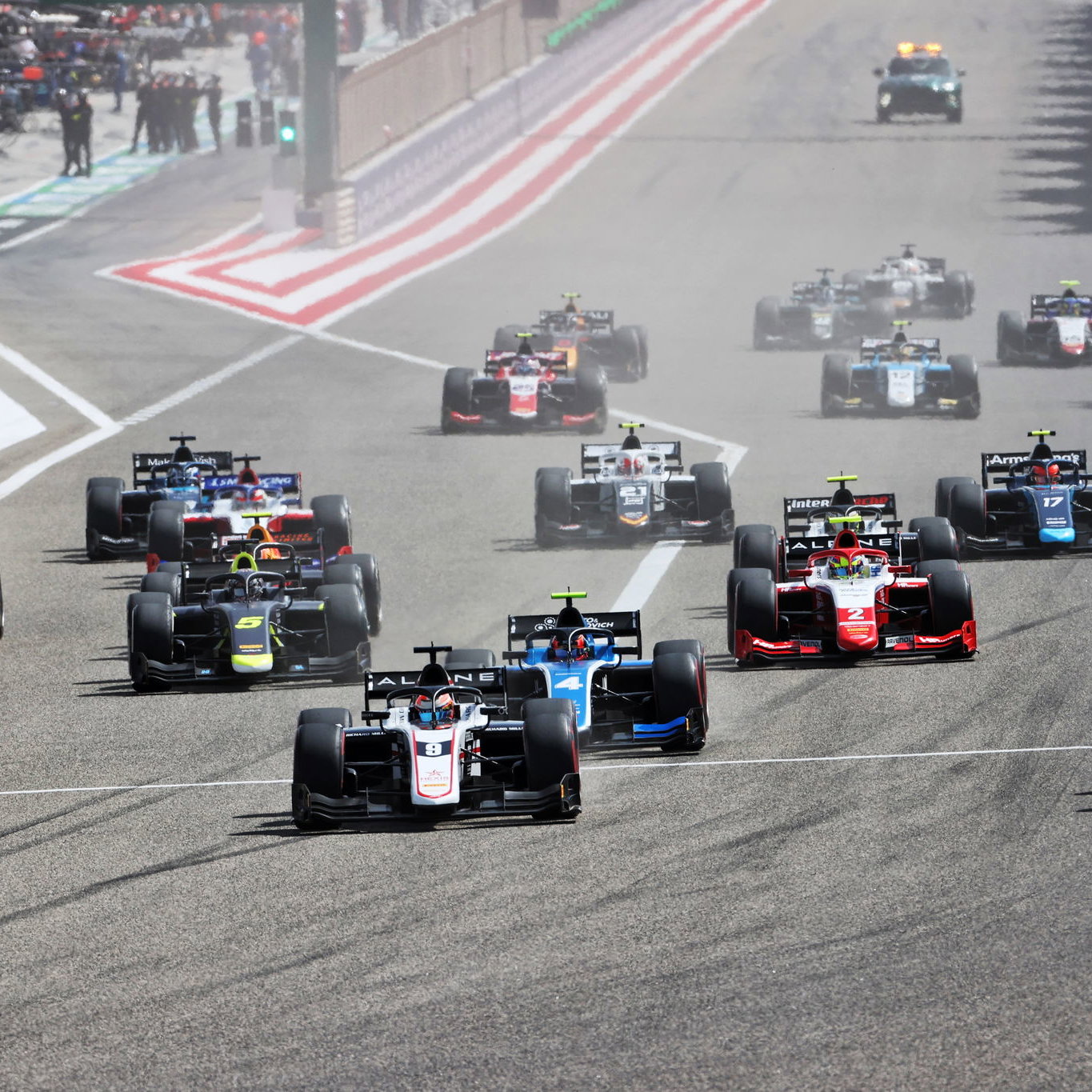 Rookie David Beckmann Tercepat di Hari Pertama Tes F2