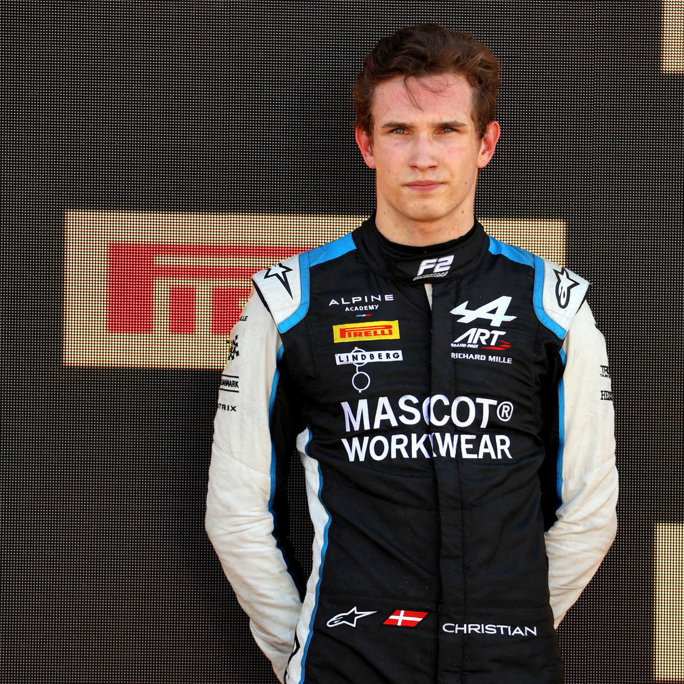 Takuma Sato mengalahkan Graham Rahal karena lockout RLL Barber