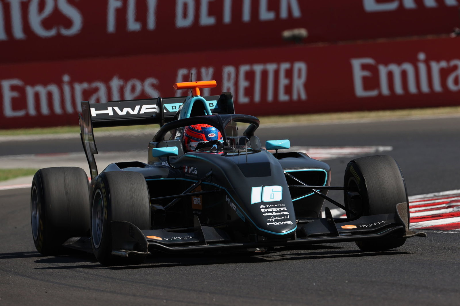 Colombo Dipenalti, Iwasa Menangi Sprint Race 1 F3 Hongaria