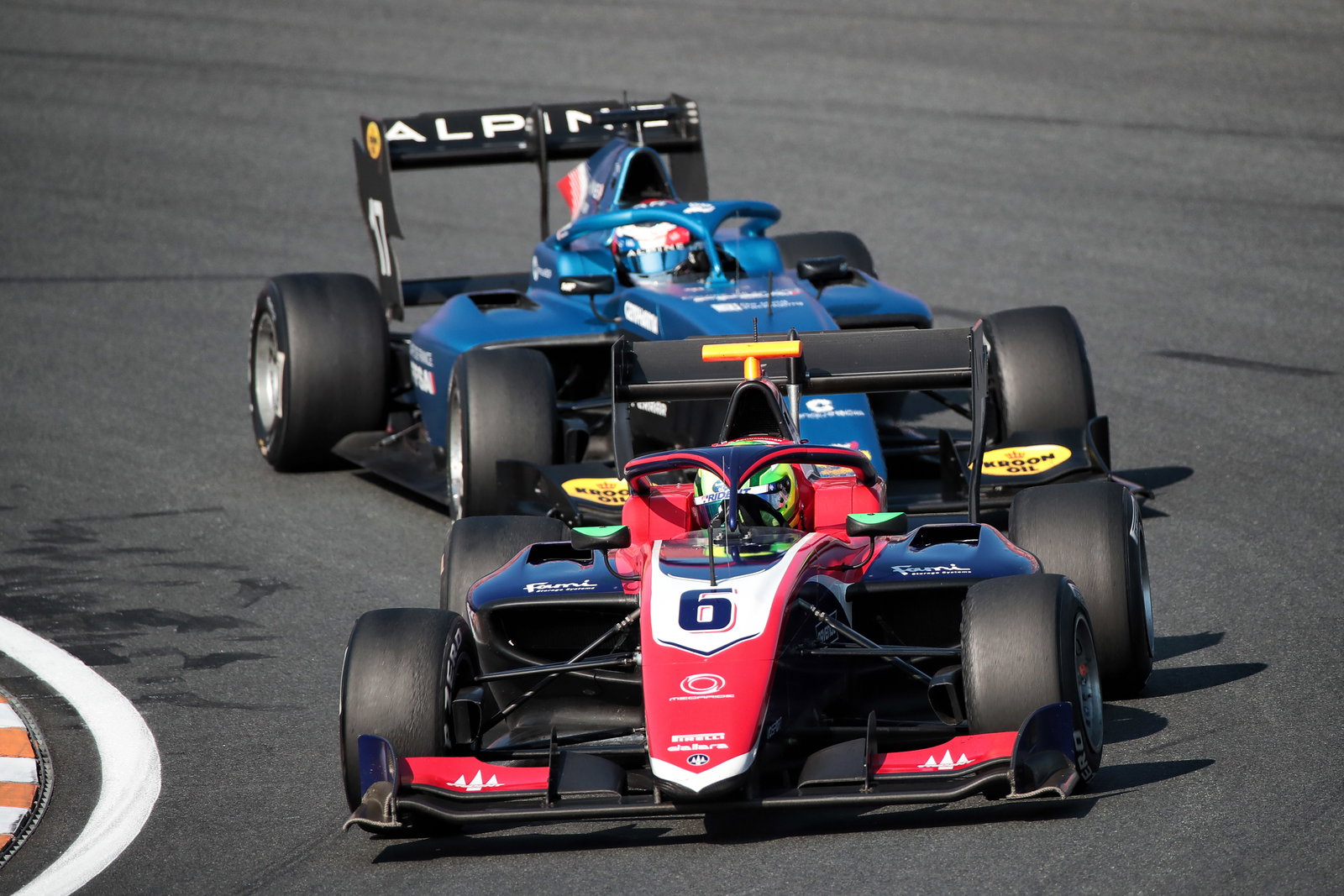 Ayrton Simmons Lakukan Debut F3 dengan Charouz di Sochi