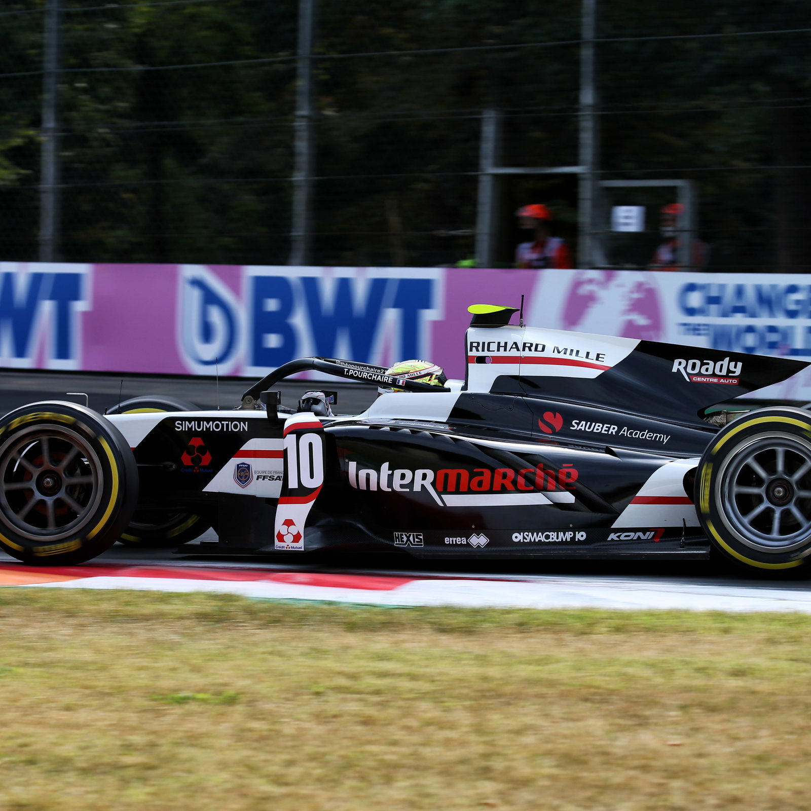 GP2: Monza feature race results