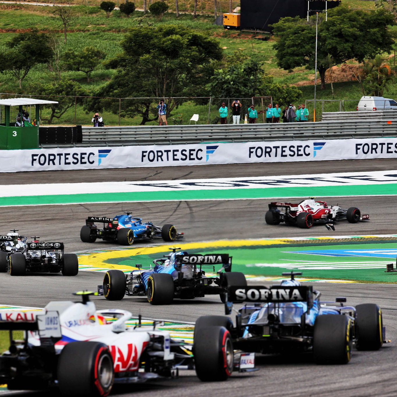 Ross Brawn says F1 could scrap August summer break to reinstate races