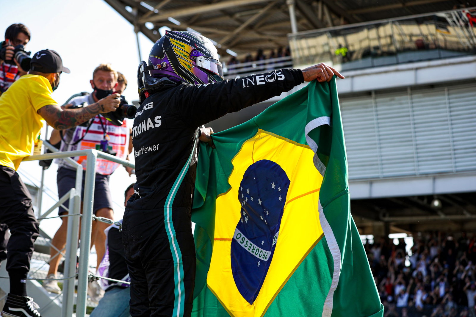 A race win or beating Ferrari to P2 in the F1 standings? Toto Wolff chooses what he’d prefer