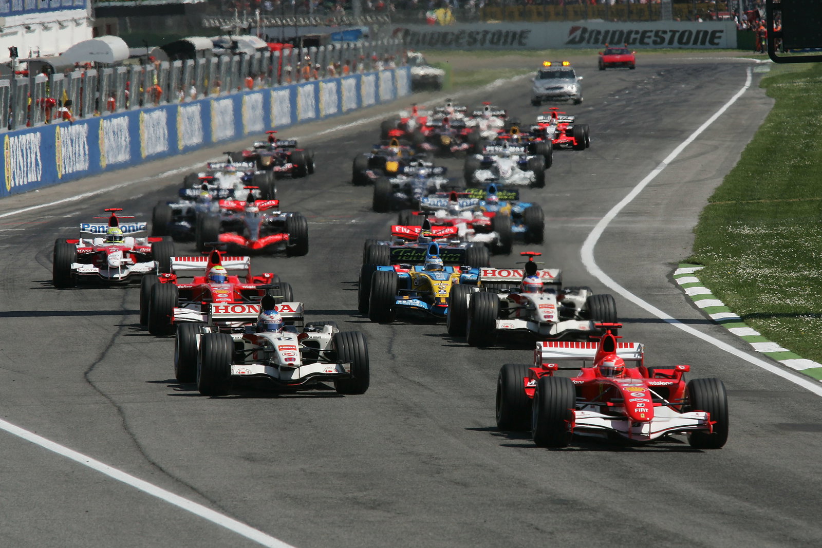 How to follow and watch Formula 1 pre-season testing in Barcelona
