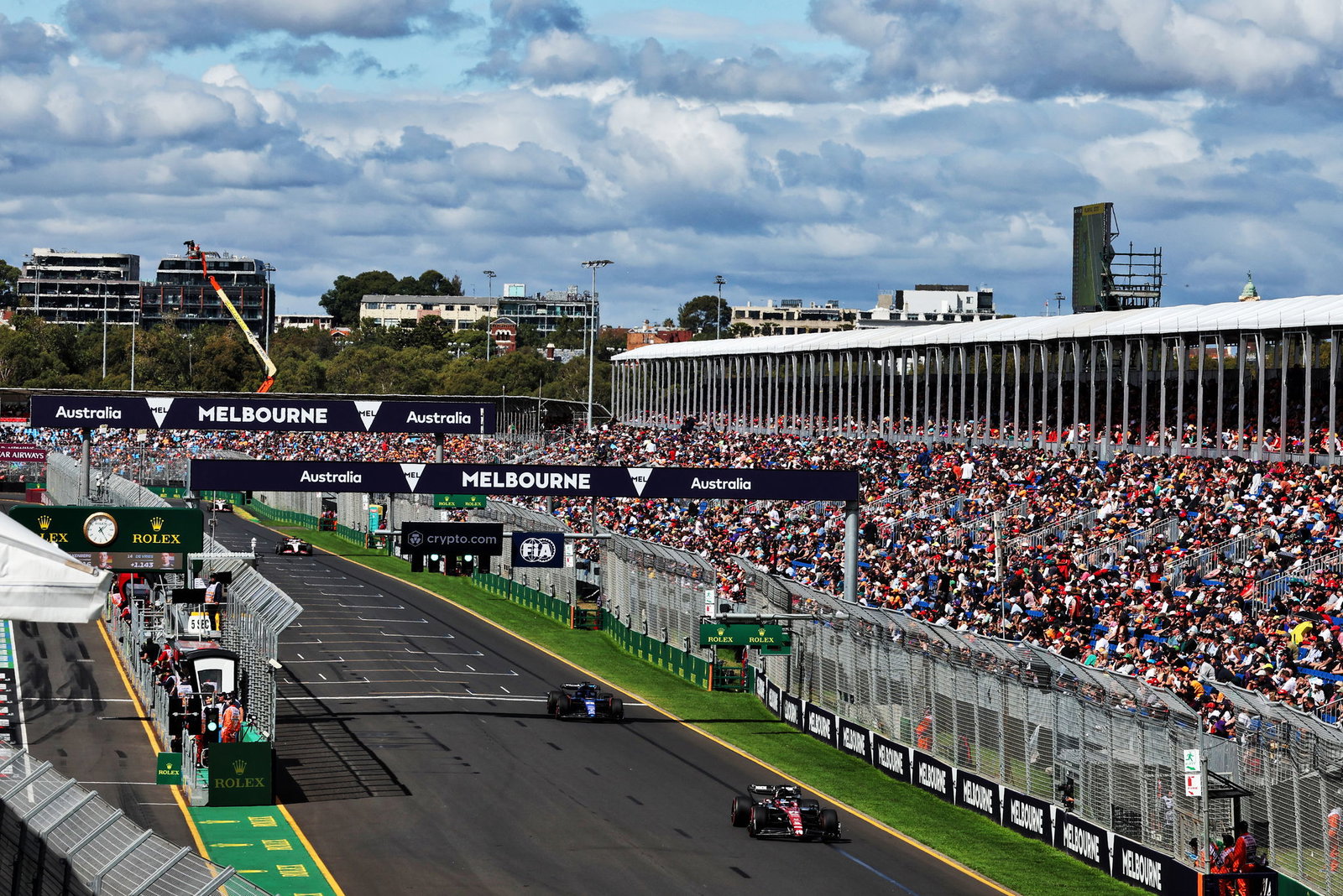Max Verstappen sets the pace as Sergio Perez endures difficult F1 final practice