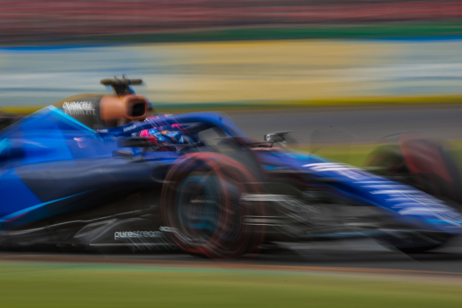 F1 Australian GP: Max Verstappen beats George Russell and Lewis Hamilton to pole as Sergio Perez has shocker