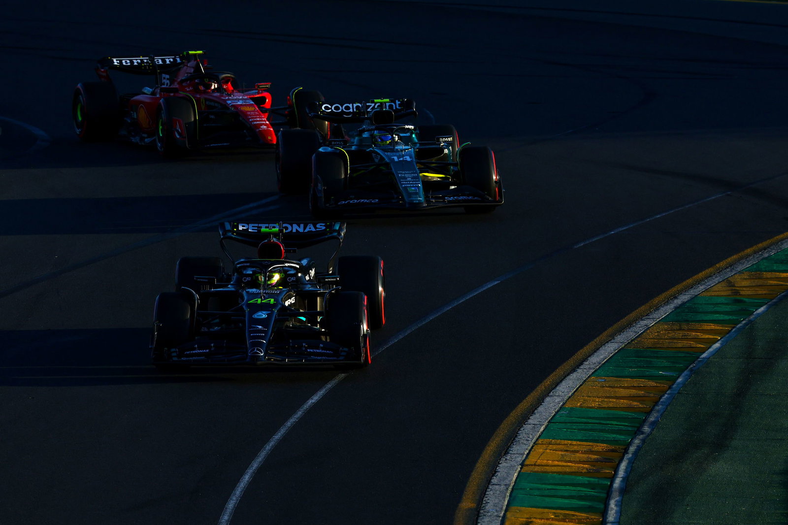 Lewis Hamilton’s “instinctive, unconscious speed has possibly left him” says Damon Hill