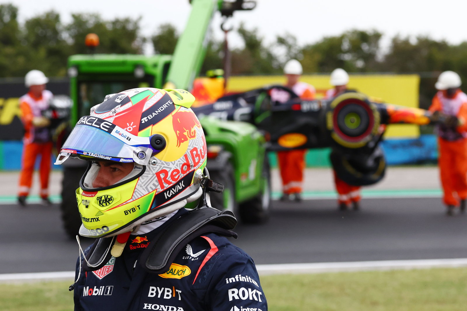 AlphaTauri decide on Liam Lawson for F1 Qatar Grand Prix amid Daniel Ricciardo injury status