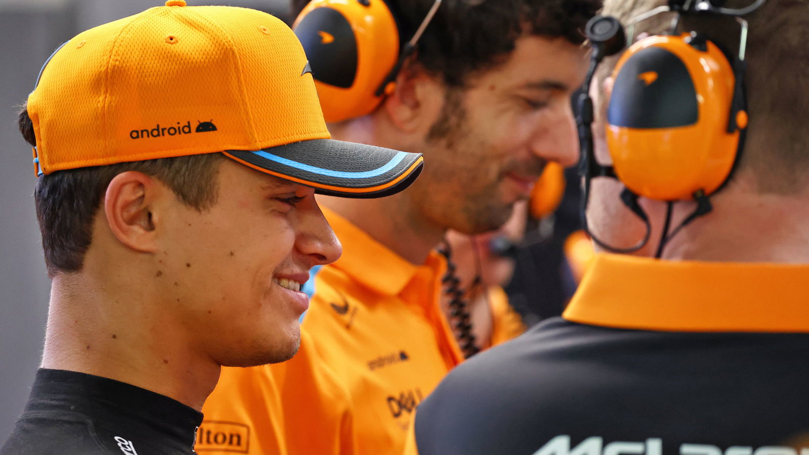 Lando Norris laughed at how bad Max Verstappen’s car was in F1 Singapore GP qualifying