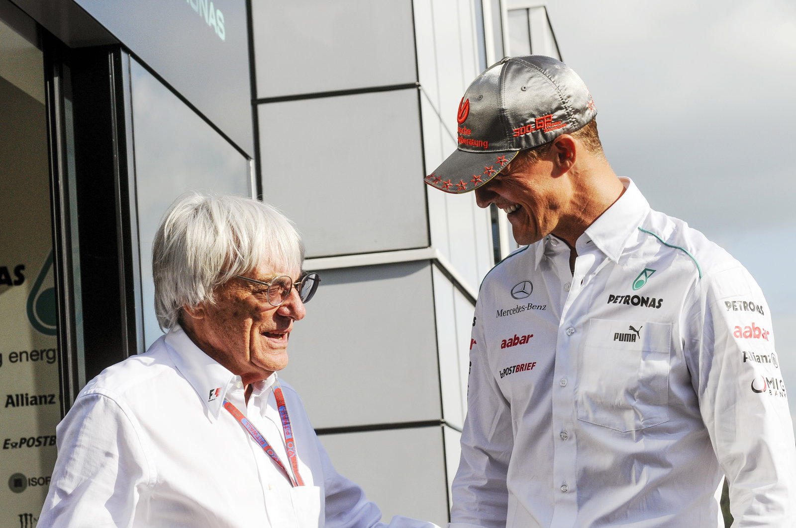 Damon Hill wary Mercedes’ form could force Lewis Hamilton into early retirement
