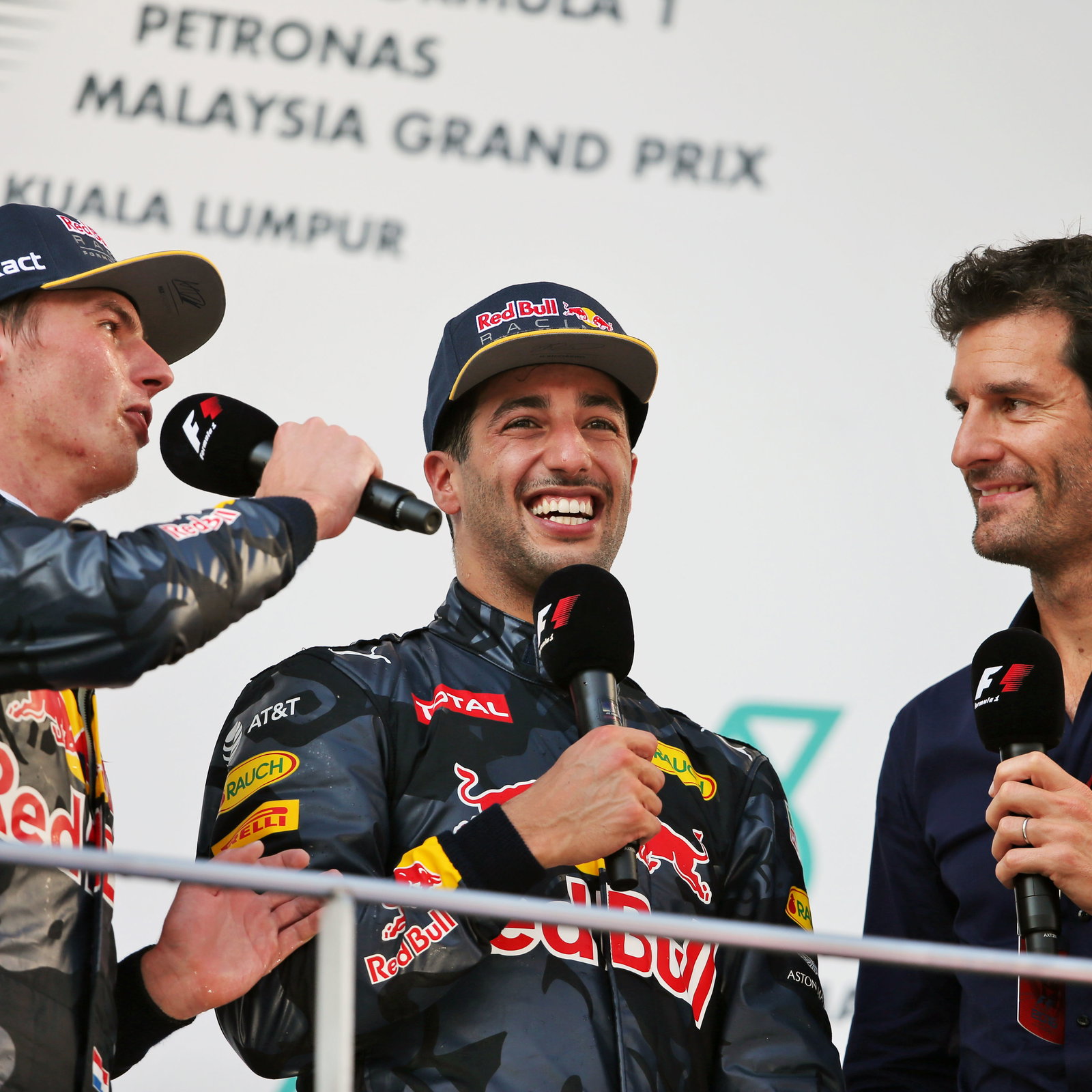 Start costs Jaguar, Webber dear.