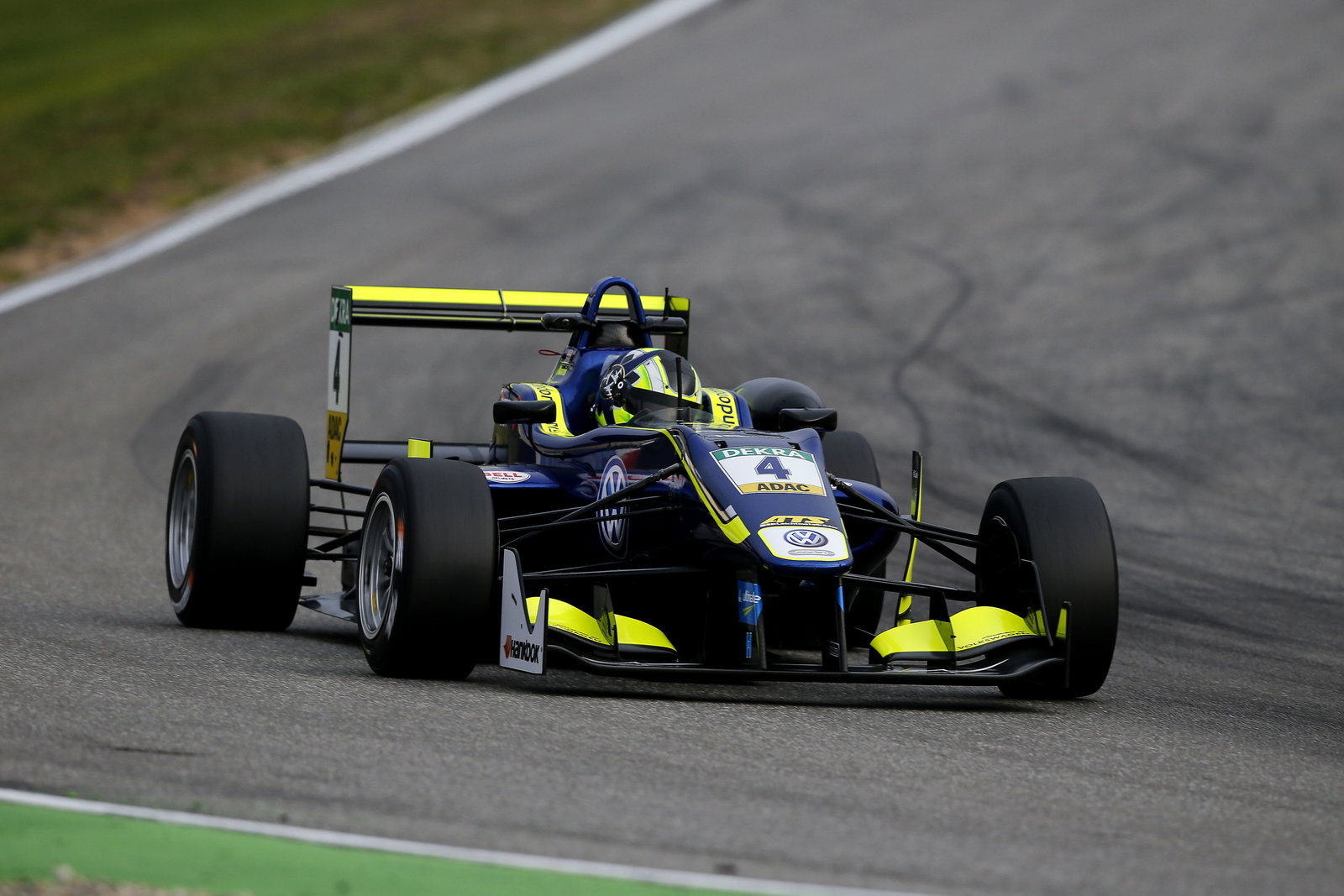 Sergio Perez and Pierre Gasly join grid for penultimate F1 Virtual GP