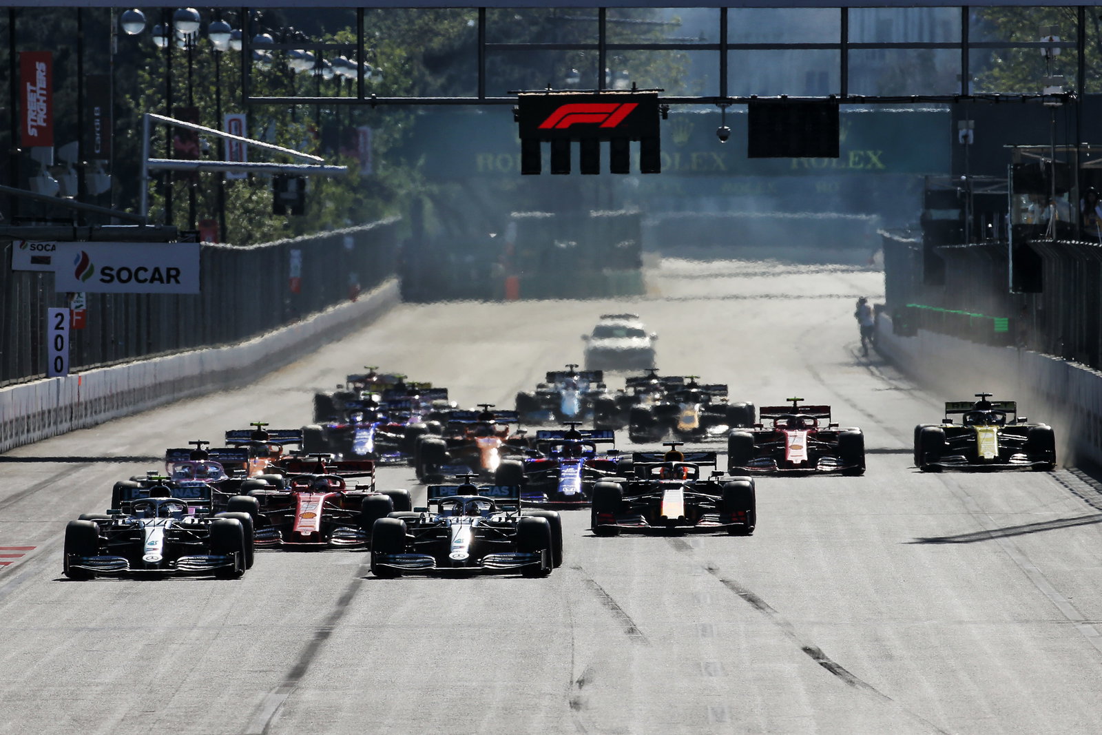 Carey: Situasi F1 tetap cair, belum bisa membatalkan GP Bahrain