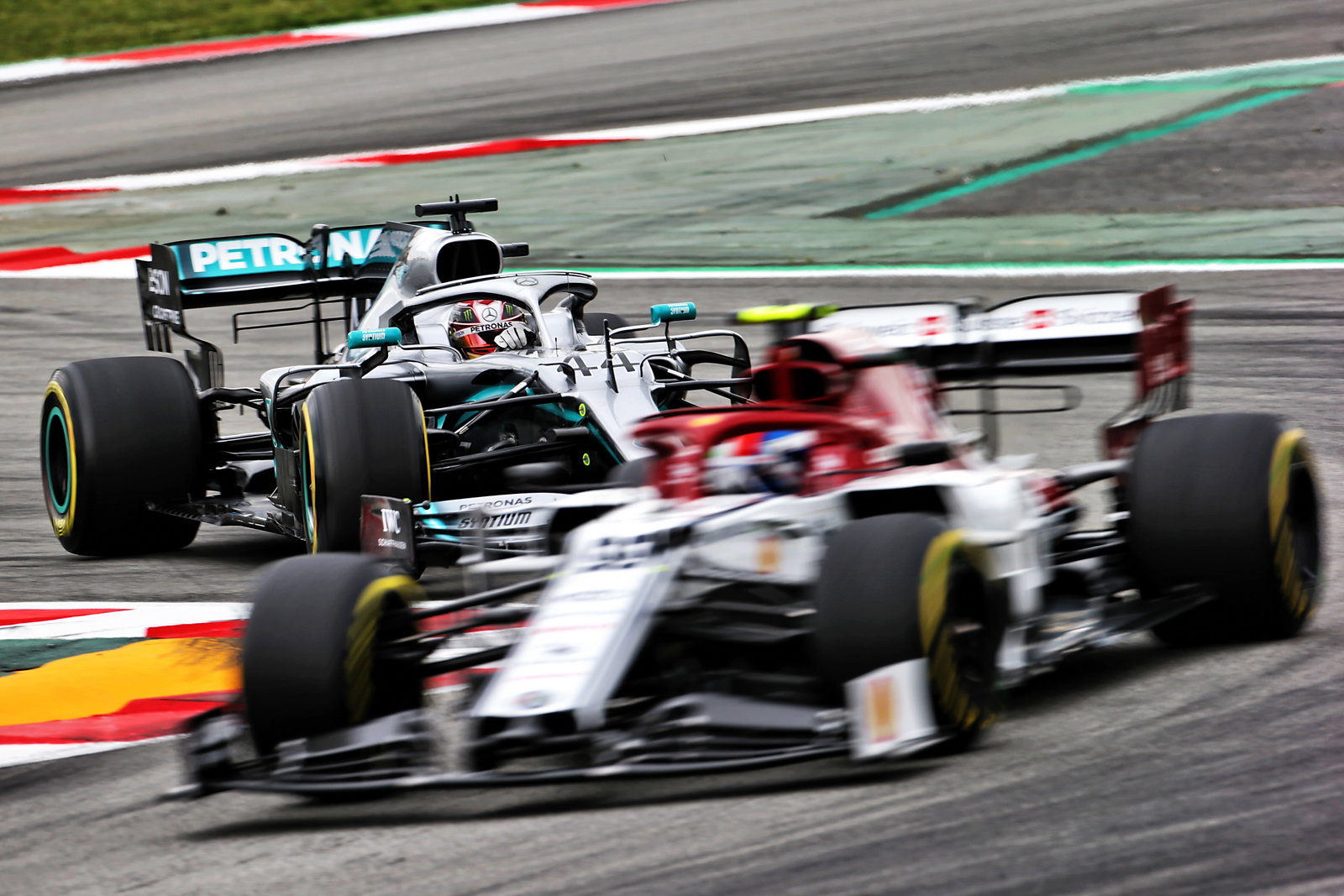 F1 drivers break silence over injustice after Hamilton criticism