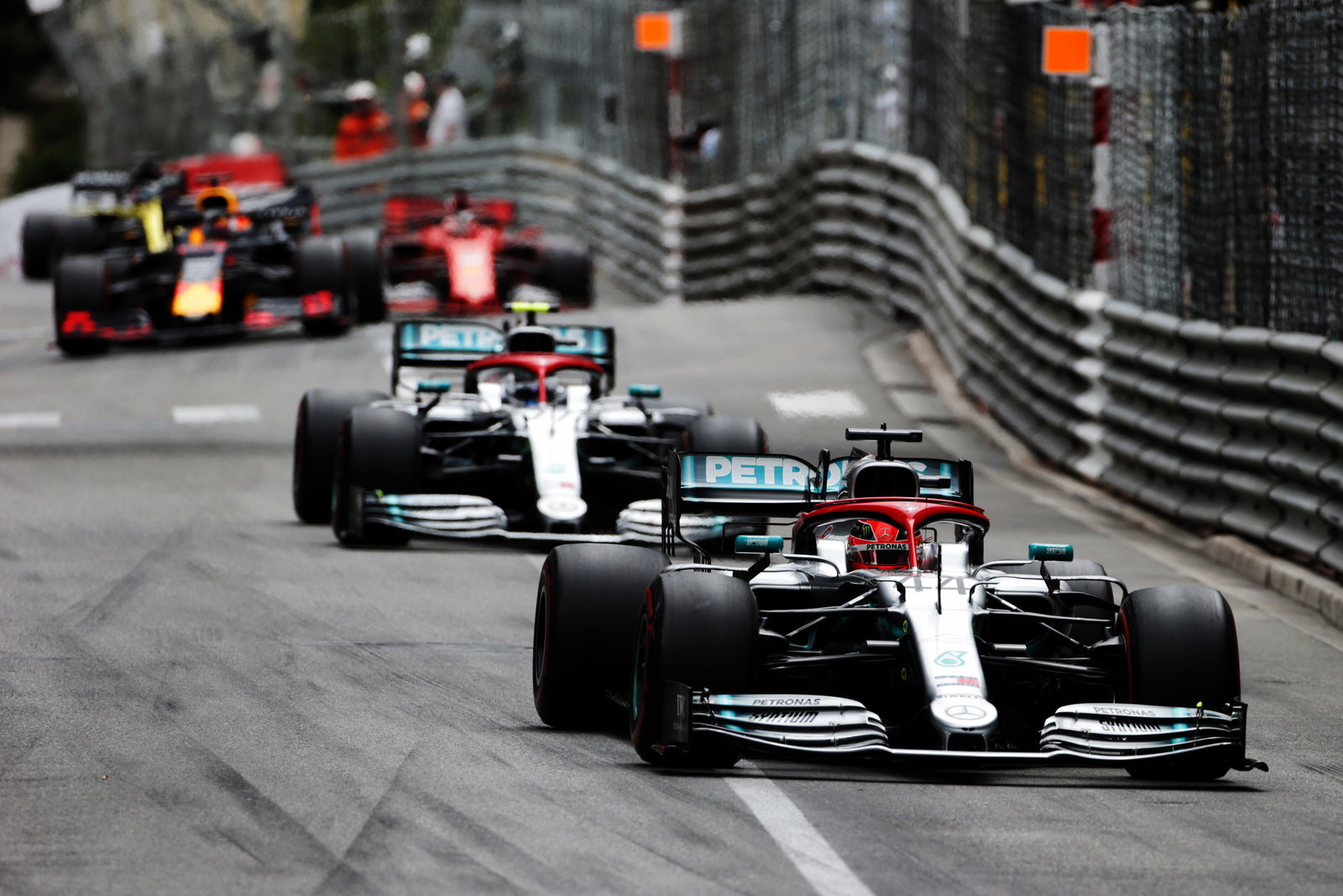 Hamilton ‘always recognised’ global situation during F1 contract talks - Wolff
