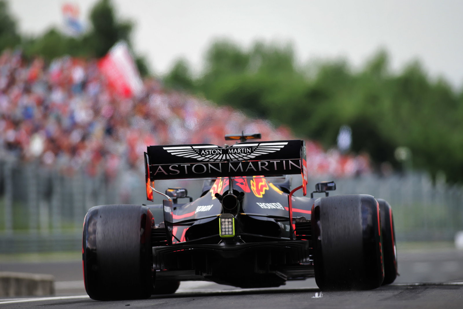 Racing Point menjadi tim F1 Aston Martin untuk tahun 2021