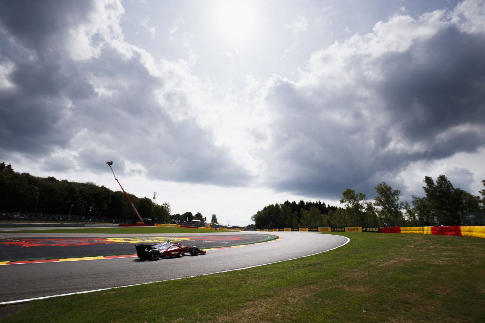 Pemenang balapan GP3 Boccolacci menggantikan Merhi di skuad F2 MP