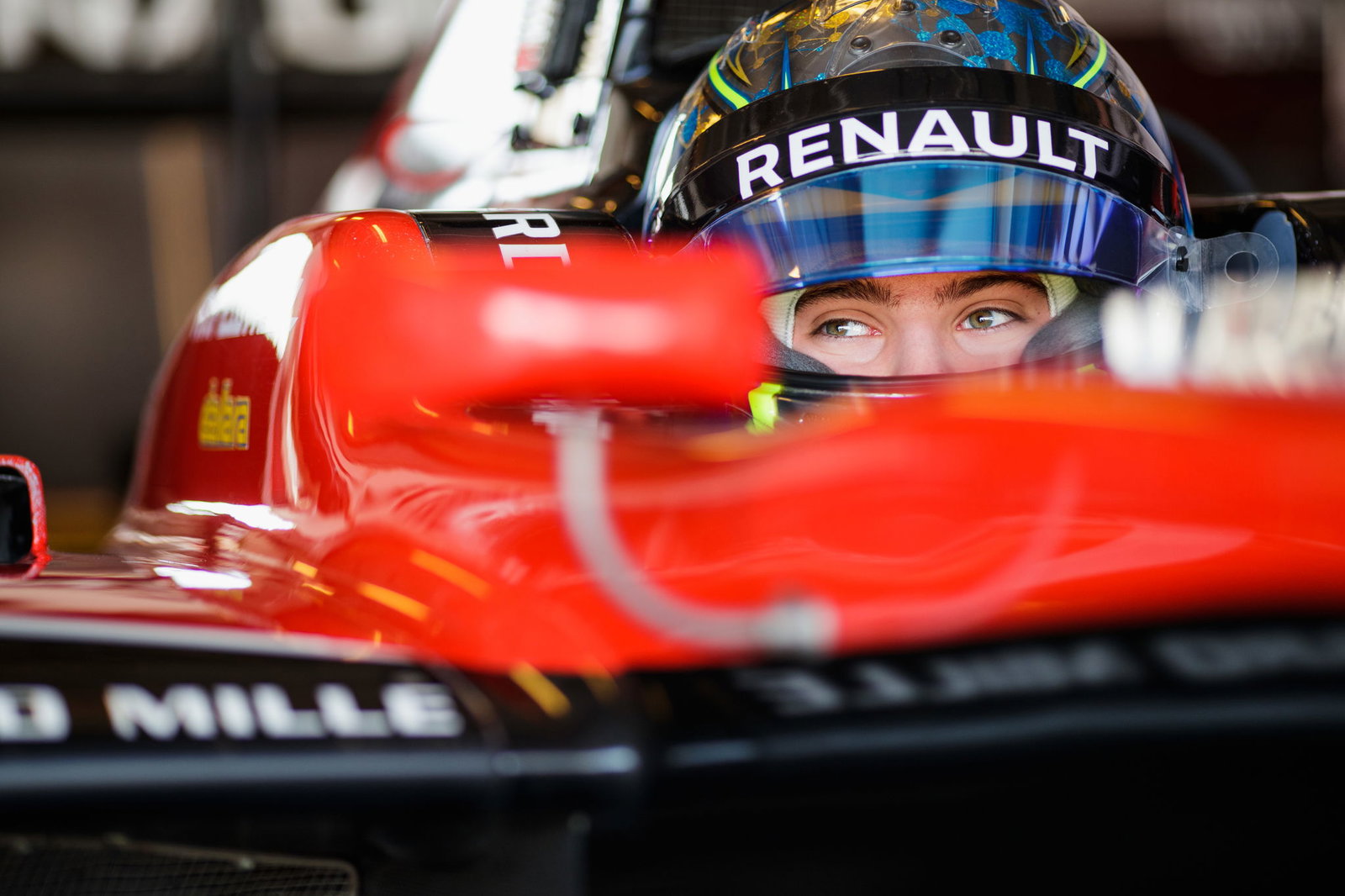 Fernando Alonso’s FA Racing team makes Formula Renault track debut
