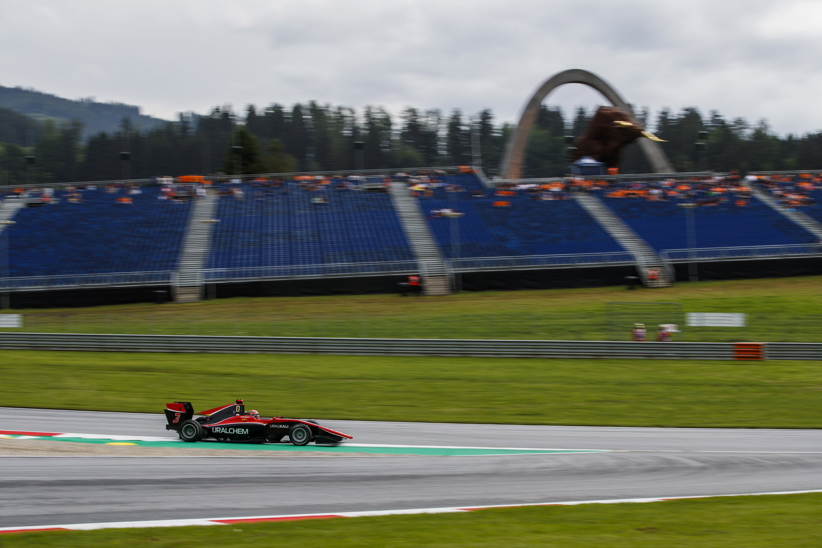 Ferrari F1 protege Callum Ilott pips Jake Hughes to maiden GP3 pole
