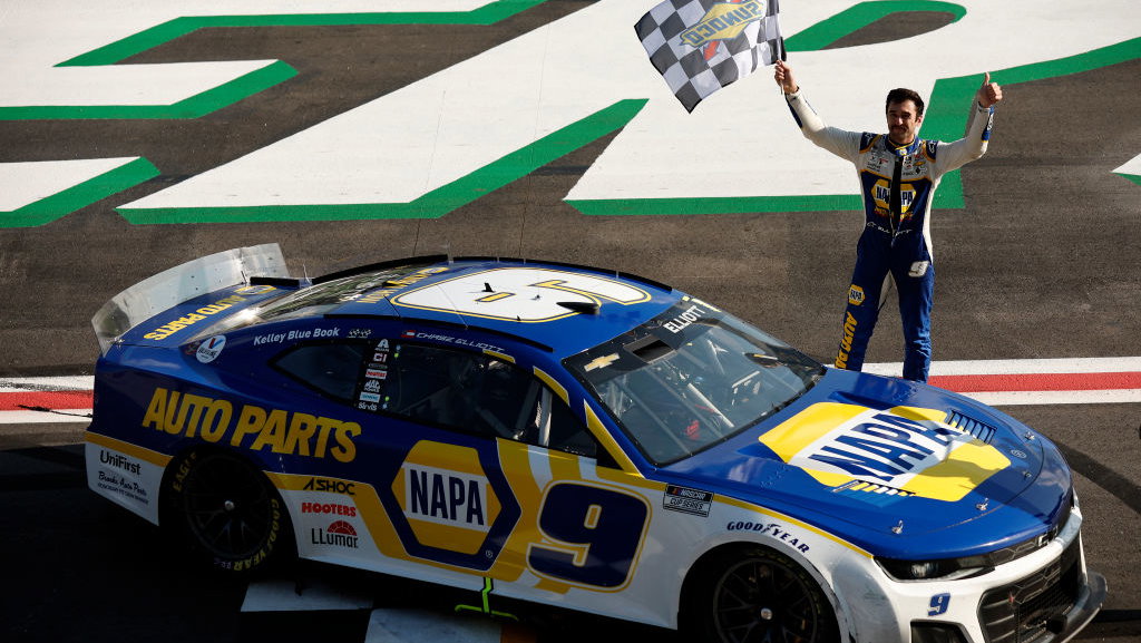 NASCAR Chase Elliott Wins at Atlanta
