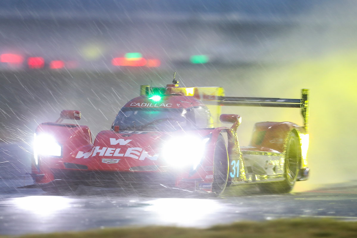 Alonso, Wayne Taylor Racing win Rolex 24 as red flag ends race early