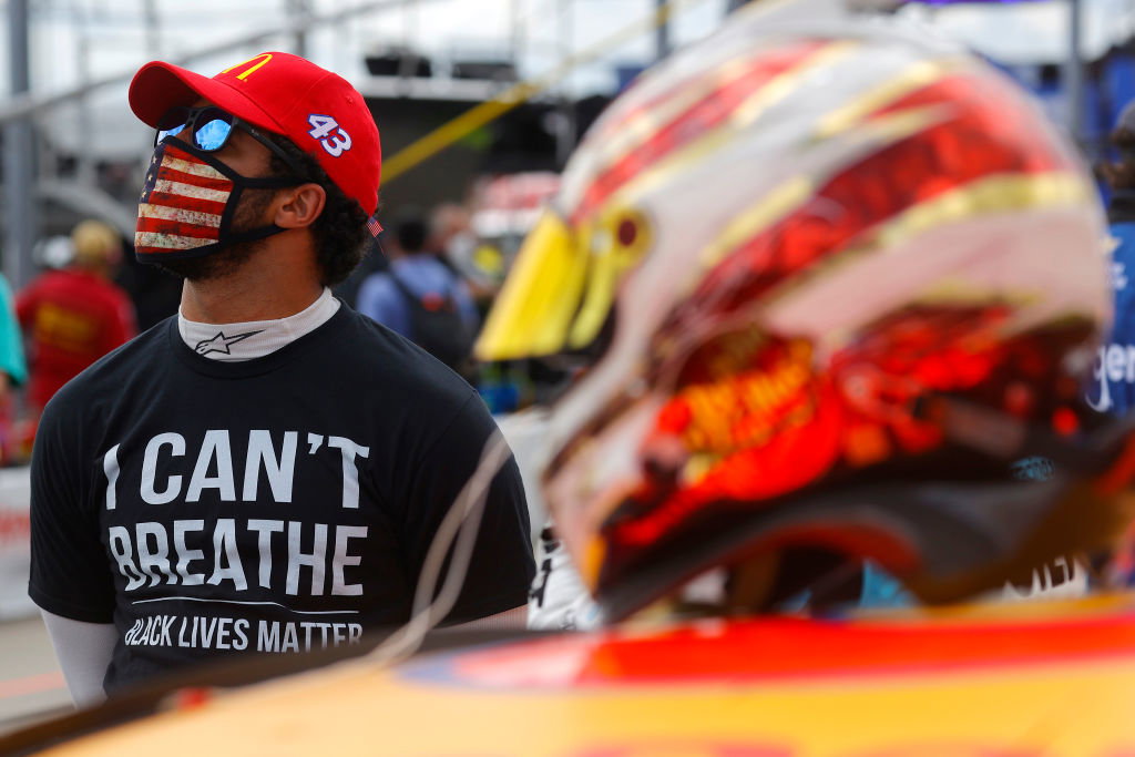 FBI rules out hate crime after noose found in Bubba Wallace's garage