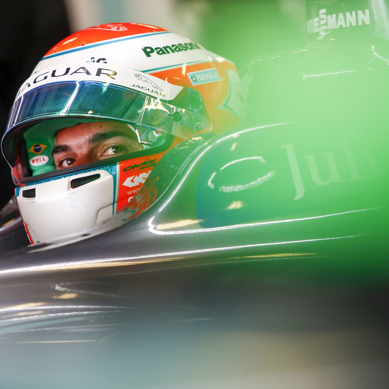 Leclerc menyerahkan tamasya tes pemula Venturi Formula E