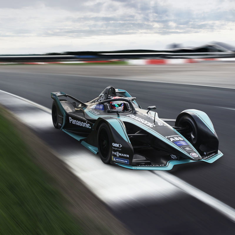 Jaguar meluncurkan mobil Formula E I-TYPE 3 Gen2 menjelang 2018/19