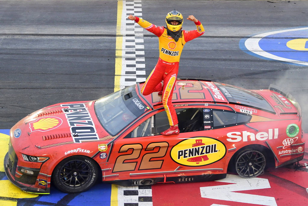 Ricky Stenhouse Jr Membangun Keyakinan di Darlington