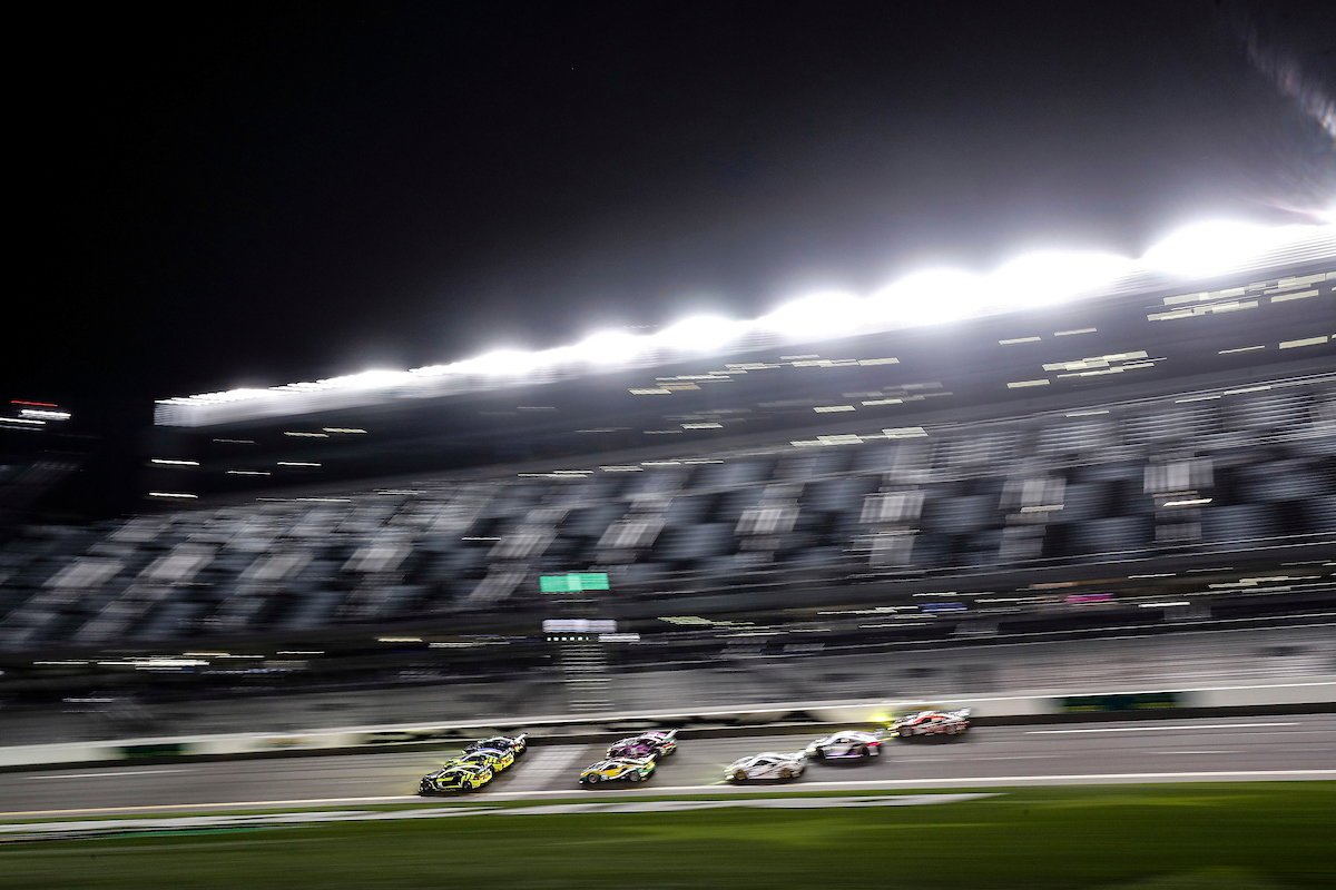 Rolex 24 at Daytona resumes after lengthy red flag for rain