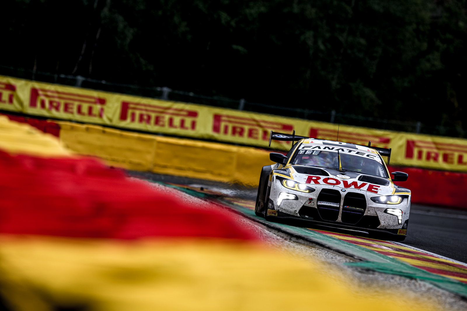 Audi 1-2 at the 24 Hours of Spa with hours remaining