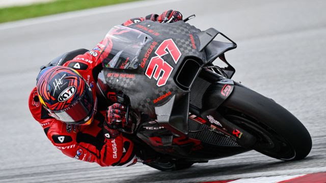 Ex-MotoGP rider Hector Barbera reportedly wanted for forgery over €13,500 van
