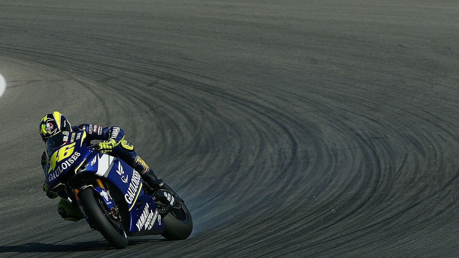 Rossi slides it, Czech MotoGP tests, 29-30th Aug, 2005