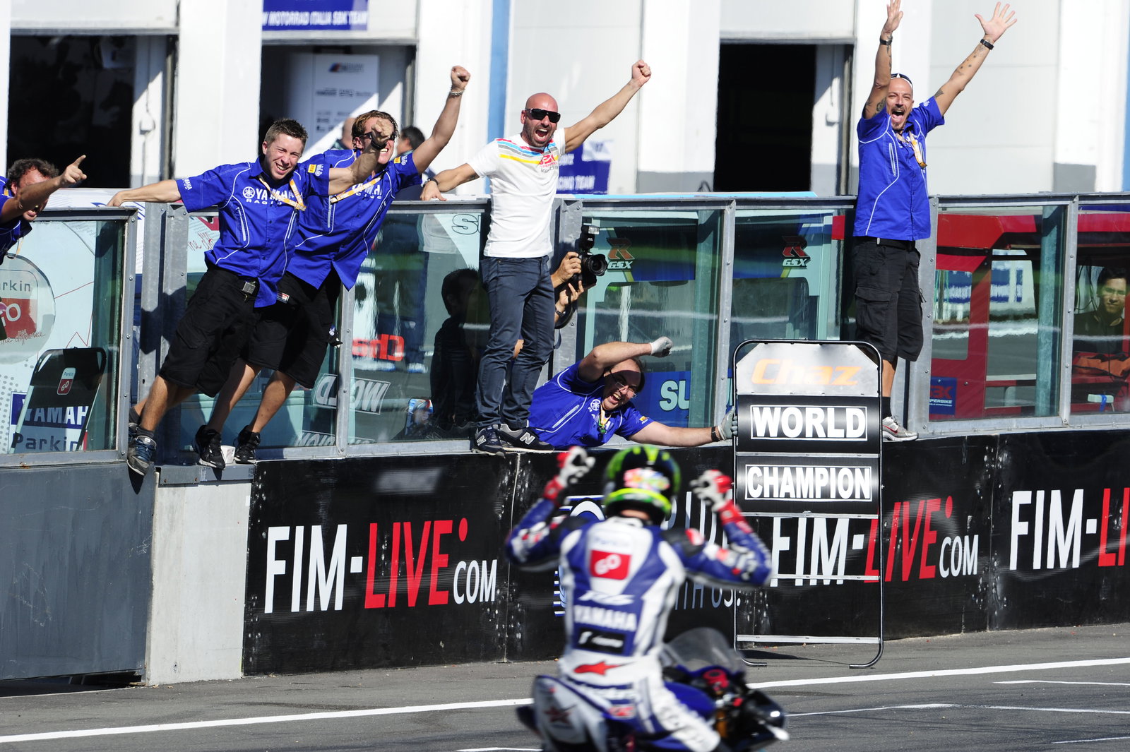 Davies, 2011 World Supersport Champion, French WSS Race 2011