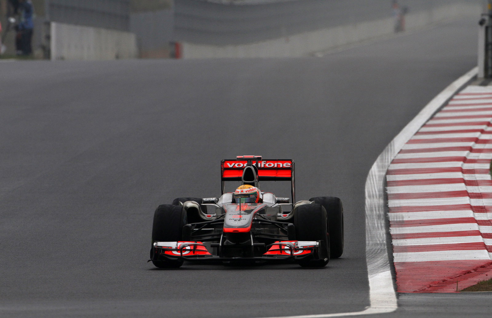 14.10.2011- Friday Practice 2, Lewis Hamilton (GBR), McLaren Mercedes, MP4-26