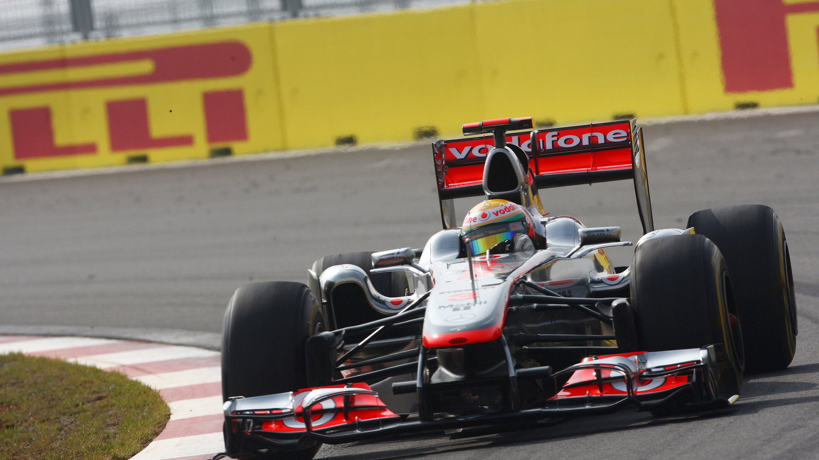 15.10.2011- Qualifying, Lewis Hamilton (GBR), McLaren Mercedes, MP4-26
