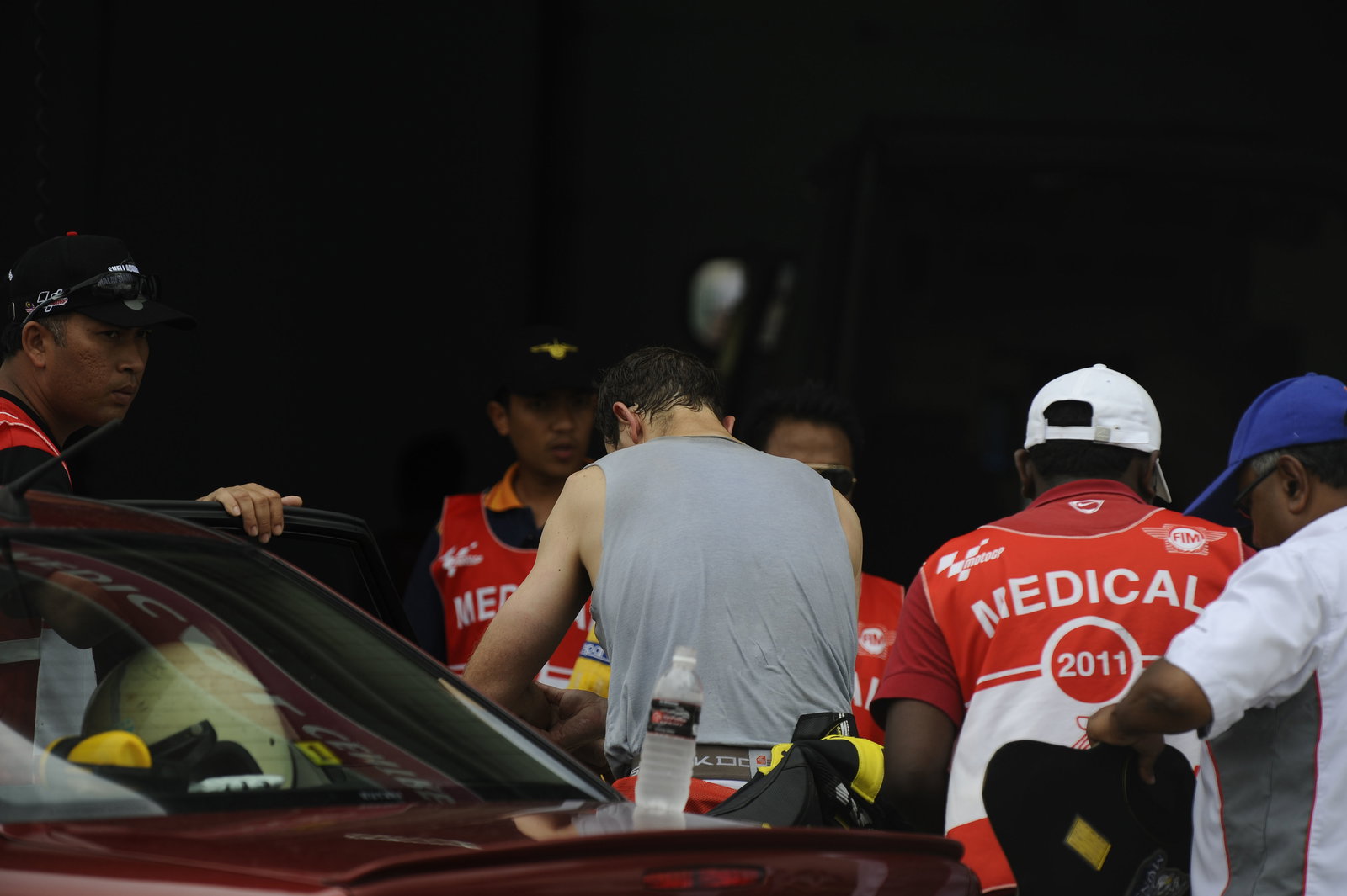 Edwards arrive at the medical centre, Malaysian MotoGP Race 2011