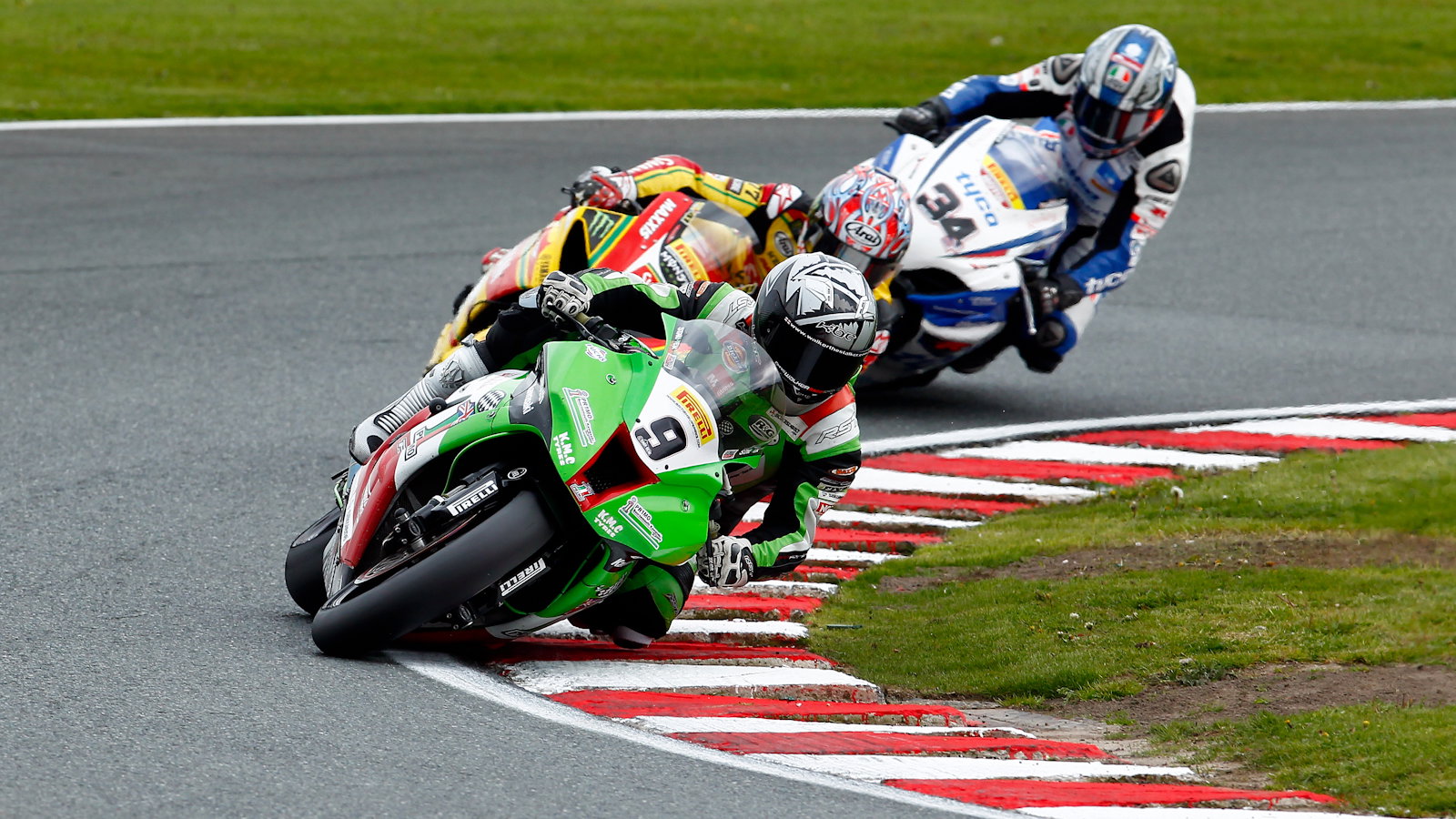 Chris Walker Primo Bournemouth Kawasaki Racing - [picture credit: Ian Hopgood Photography.com]