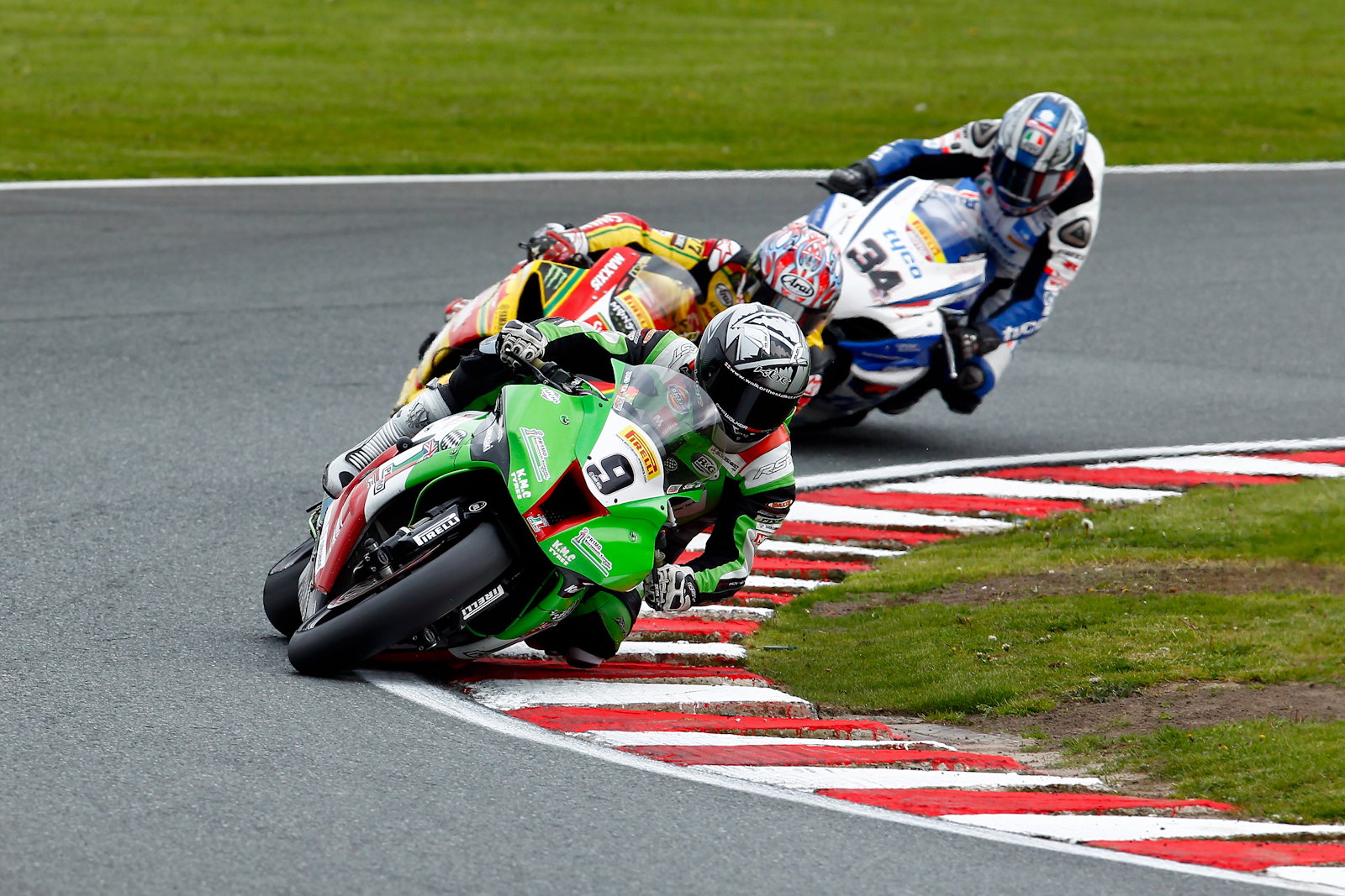 Chris Walker Primo Bournemouth Kawasaki Racing - [picture credit: Ian Hopgood Photography.com]