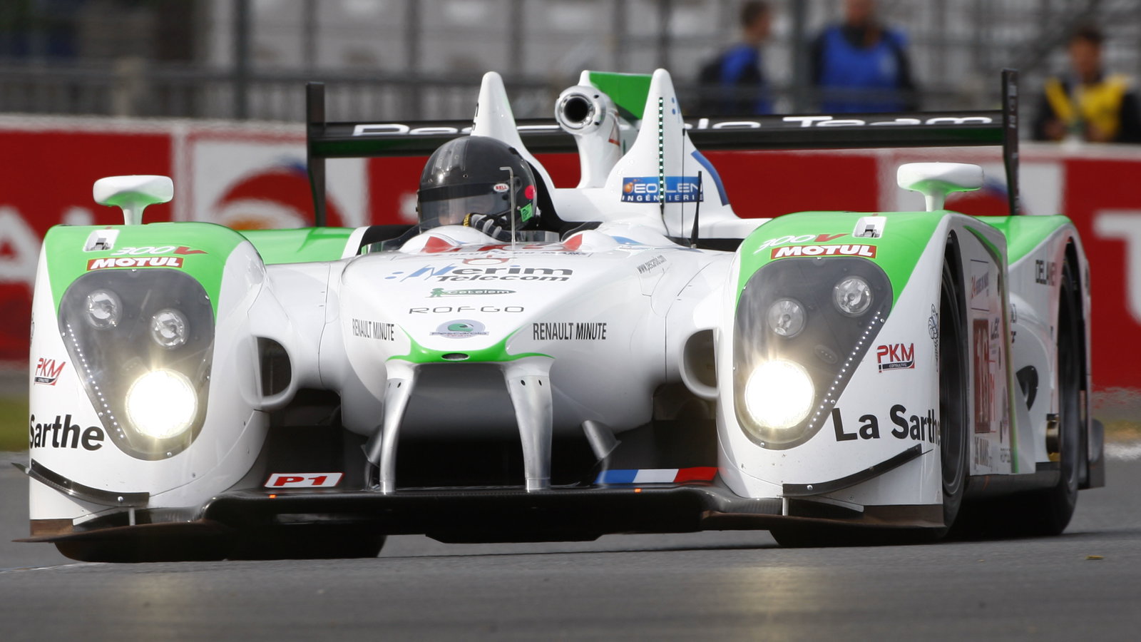 Emmanuel Collard/Jean-Christophe Boullion/Stuart Hall Pescarolo Team Pescarolo 03 Judd