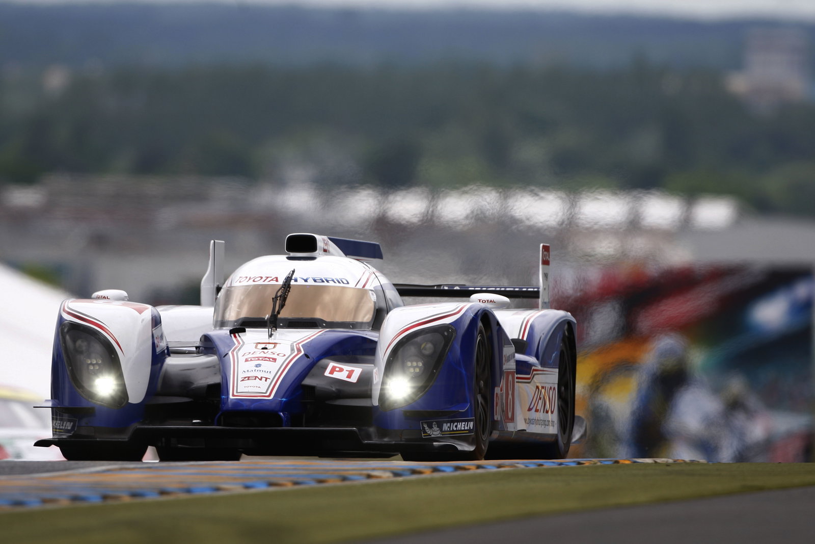 Anthony Davidson/Sebastien Buemi Toyota Racing Toyota TS 030 Hybrid