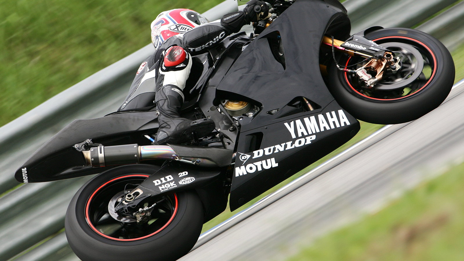 Ellison makes Tech3 Yamaha debut, Sepang MotoGP Test 28 - 30 November 2005