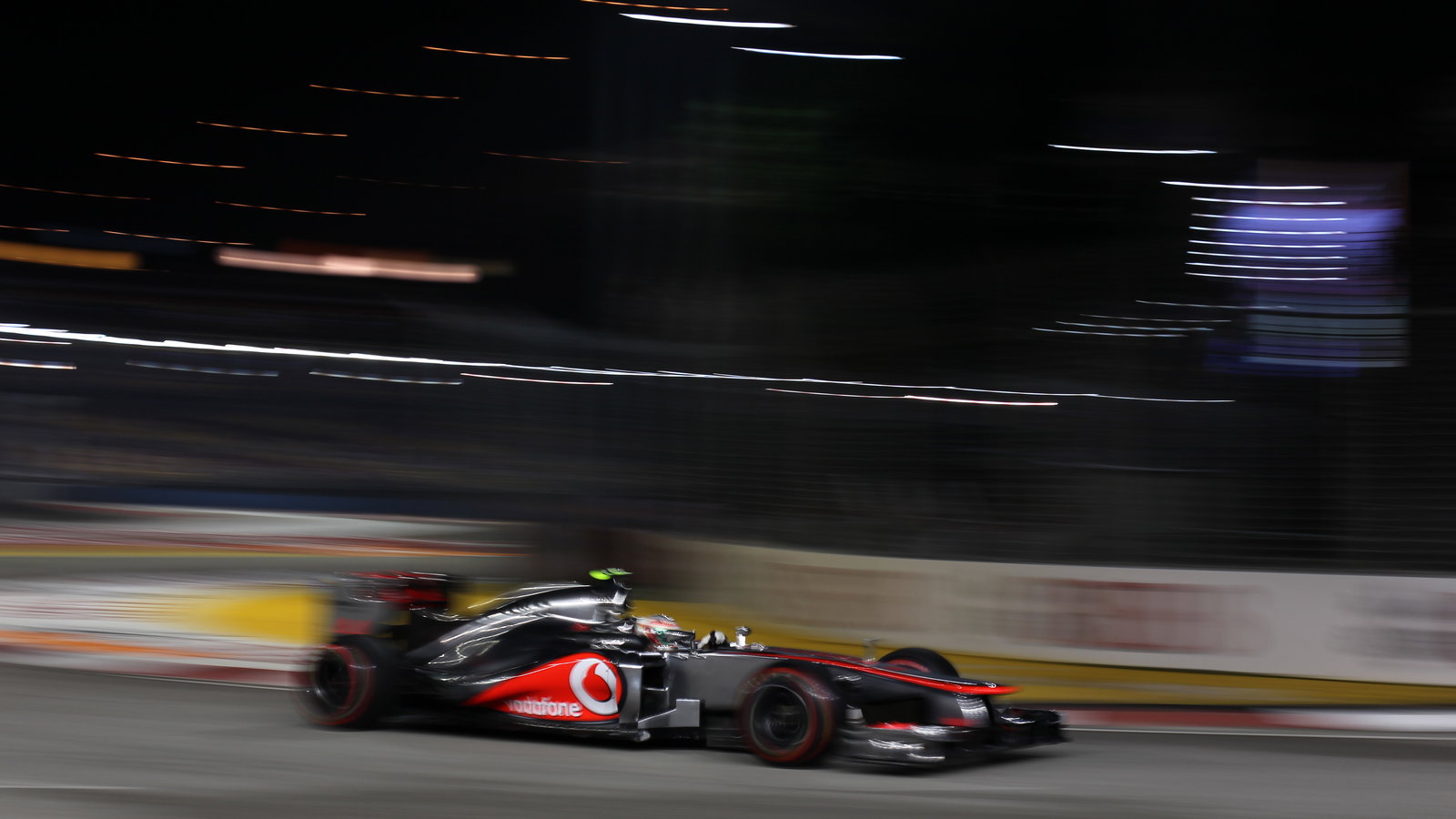 21.09.2012 - Free practice 2, Lewis Hamilton (GBR) McLaren Mercedes MP4-27